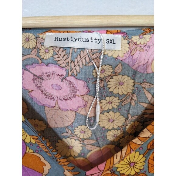 NWOT Rusttydusty Plus Blouse- Size 3XL Top Floral V-neck Pastel Fall N62‎ - Picture 3 of 7